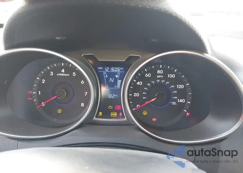 2016 Hyundai Veloster z USA, uszkodzony, nr VIN KMHTC6AD2GU301361